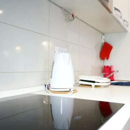 아파트 Suzy 풀라